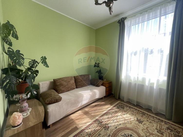 Apartament 3 camere de inchiriat in zona Garii