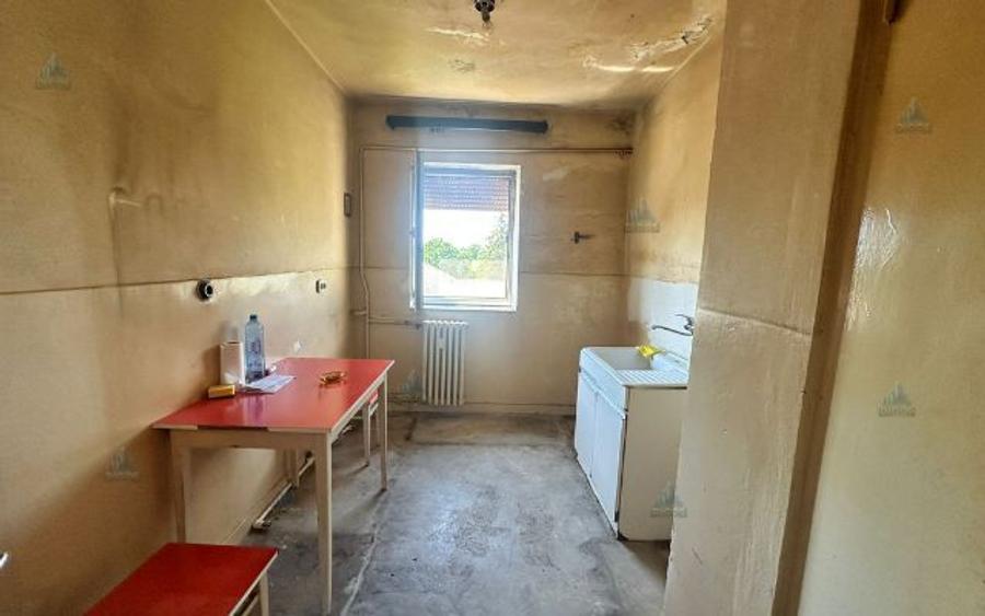 Apartament 3 camere de vânzare – 1 Decembrie 1918, zona Tipografiei