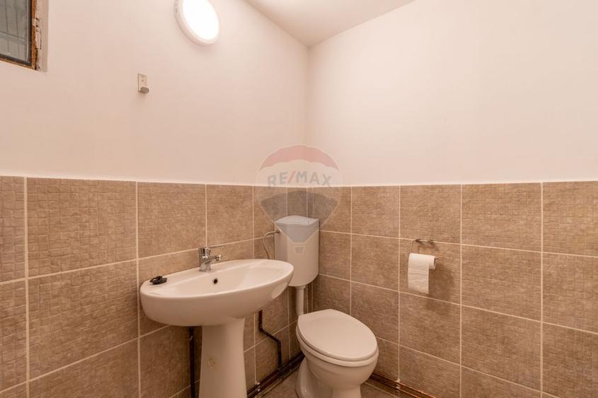 Spatiu de inchiriat Jucu Herghelie, cu toate utilitatile, curent 380V
