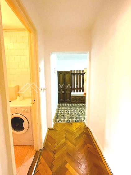 | Apartament 3 camere | 74 mp | Manastur - Zona str. Parang |