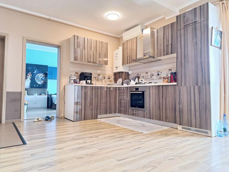 BLOC NOU IN ORAS. 3 CAMERE TIP PENTHOUSE. TERASA DE 17 MP.