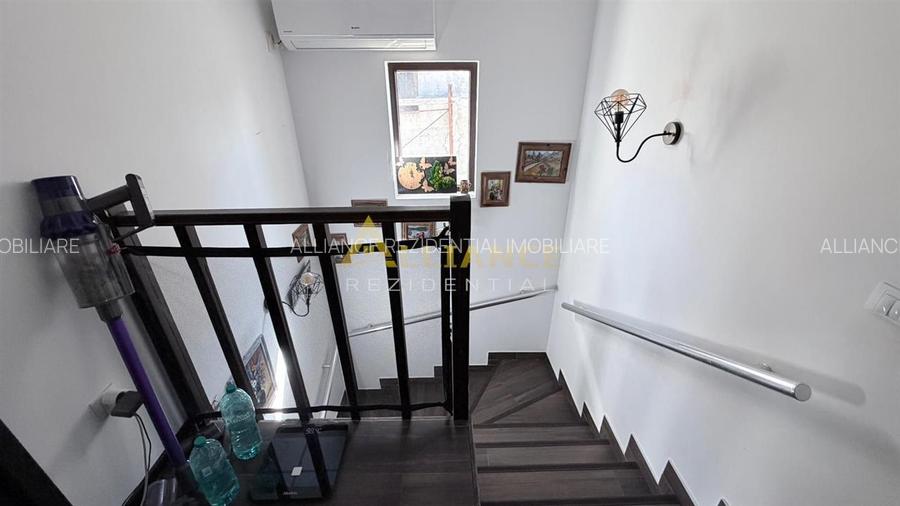 Casa Individuala - 4 camere - 2 bai - 258mp teren - 16