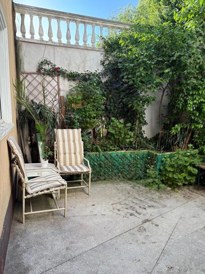 Sura Mare-Oltenitei-Ulmetului-P+1 - spatiu comercial 15 mp + garaj 14 mp 334000€