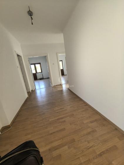 Birouri Etaj 1 Vila 4 camere Sfantul Stefan -Calea Calarasi -Popa Soare