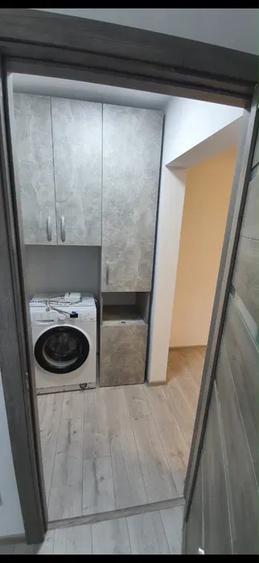 Apartament 2 camere, semidecomandat, 40 mp, ac, balcon, metrou, Piata Sudului