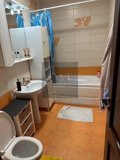 Oportunitate! Apartament 3 camere, parcare inclusa, zona Terra