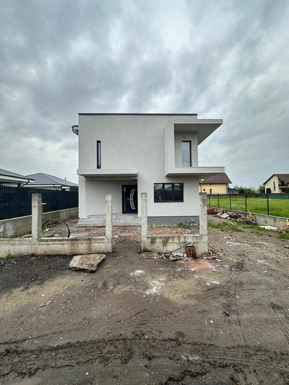 Eleganță, confort și liniște – Casa perfectă pentru familia ta, în Hărman