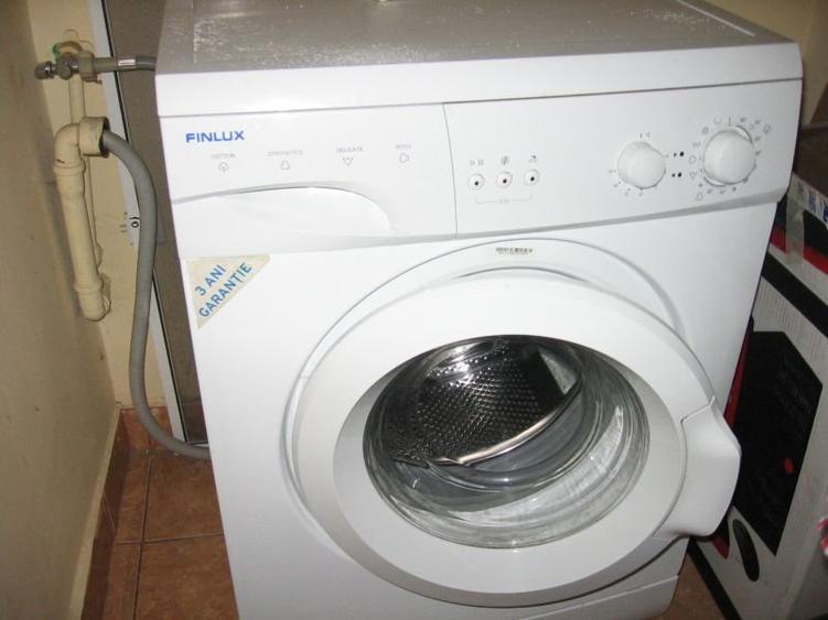Agentie imobiliara-Camera cu chirie, la 10 minute de metrou Aparatorii Patriei