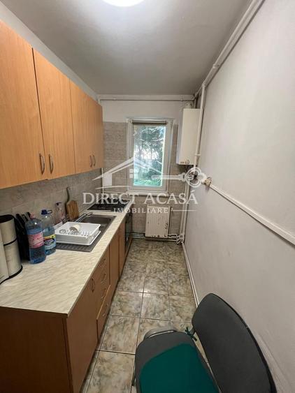 Apartament 3 camere de vanzare – Dambu, 52 mp utili, parter
