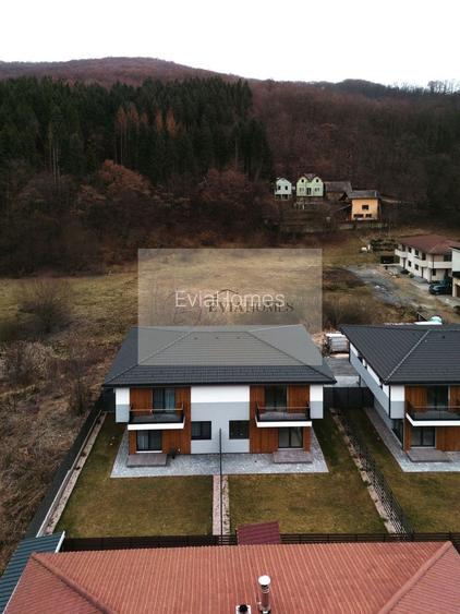 Duplex 4 camere/120 mp utili/ 180 mp curte/ Florești/Comision 0% - 4