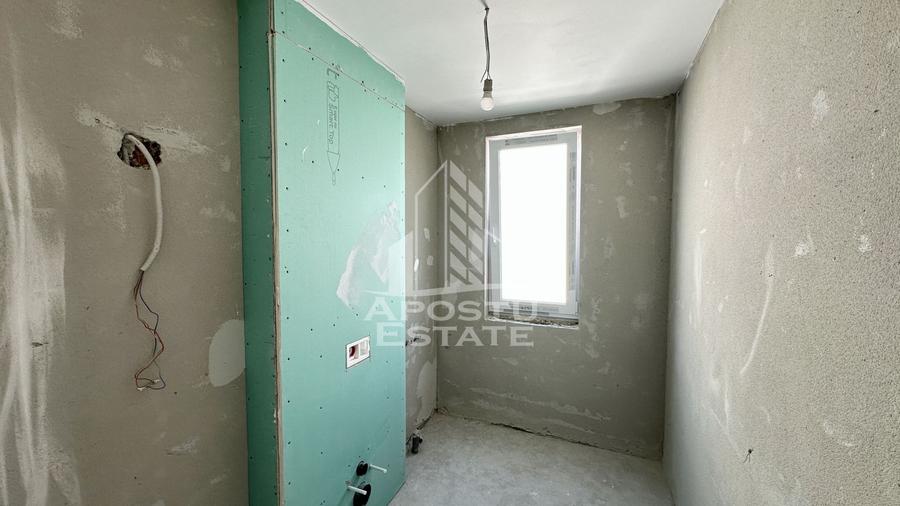 Apartamente de vanzare cu 3 camere si curte, Dumbravita