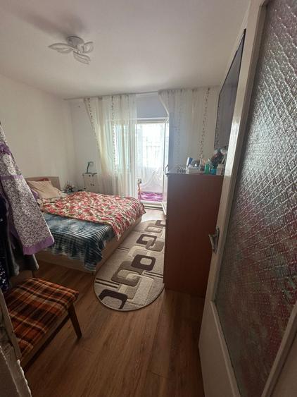 Apartament 3 camere decomandat, Calarasi 4.