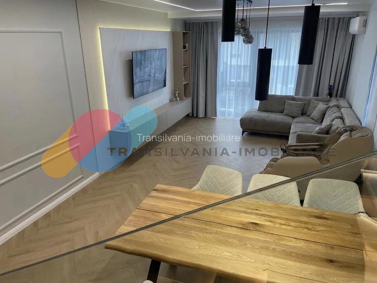 Unitate duplex, zona Iris