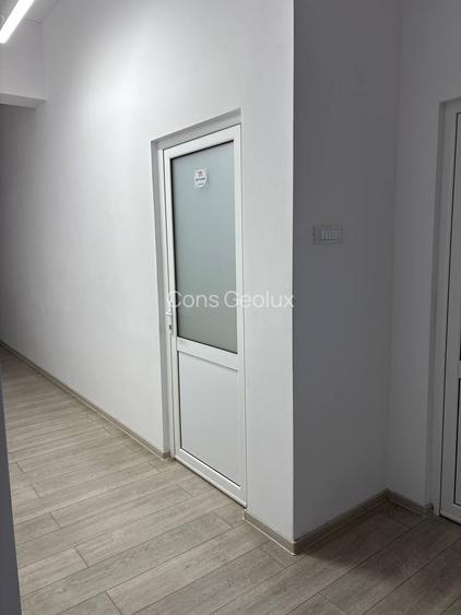 Spatiu de Birou 38m2 Etaj 1 - zona Baza 3 - Calea Chisinaului 132 - 3