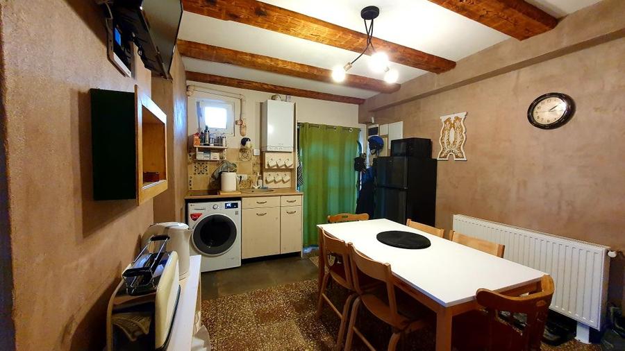 Apartament la casa centrul istoric,mobilat-utilat,139400 Euro