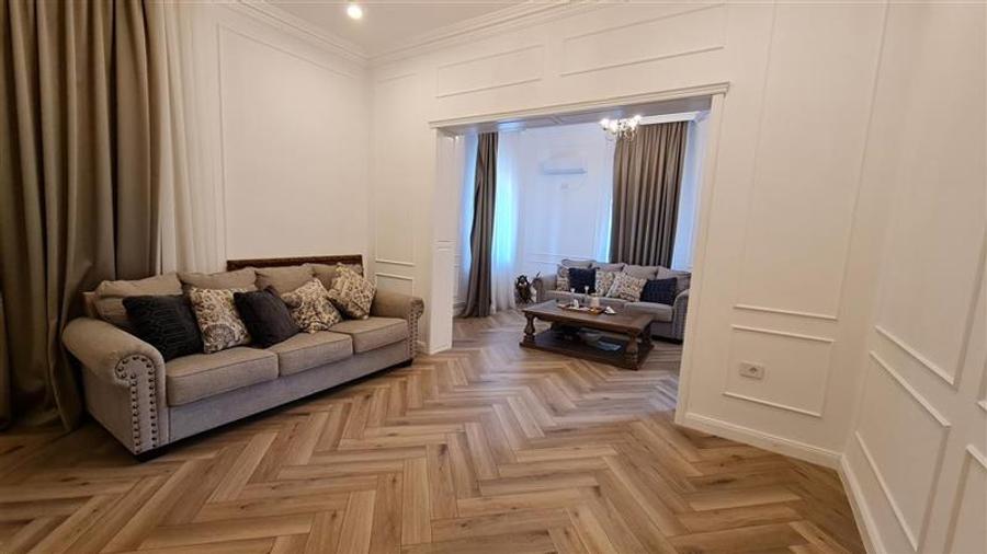 Casa tip conac de vanzare in Malu Mare - 0% comison cumparator
