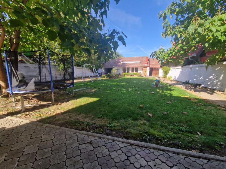 Vila cu teren generos in Dumbravita-zona Lidl