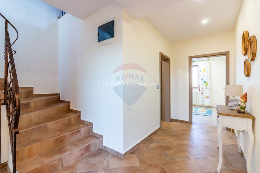 Vilă P+E+M cu 4 camere, 294 mp, Berceni/Ilfov - 17