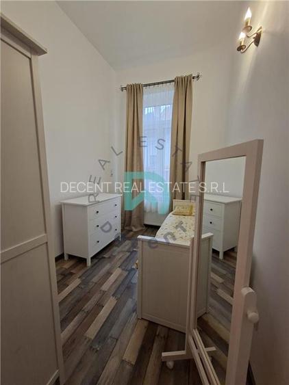 Apartament  la casa 3 camere, Bd. 15 Noiembrie - 14