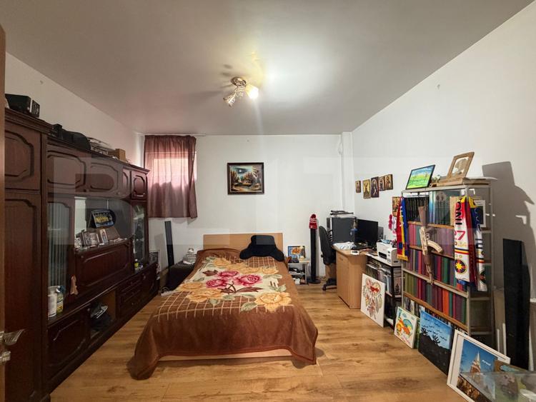 Casa cu 3 camere, 112 mp, 720 teren, zona Micro I