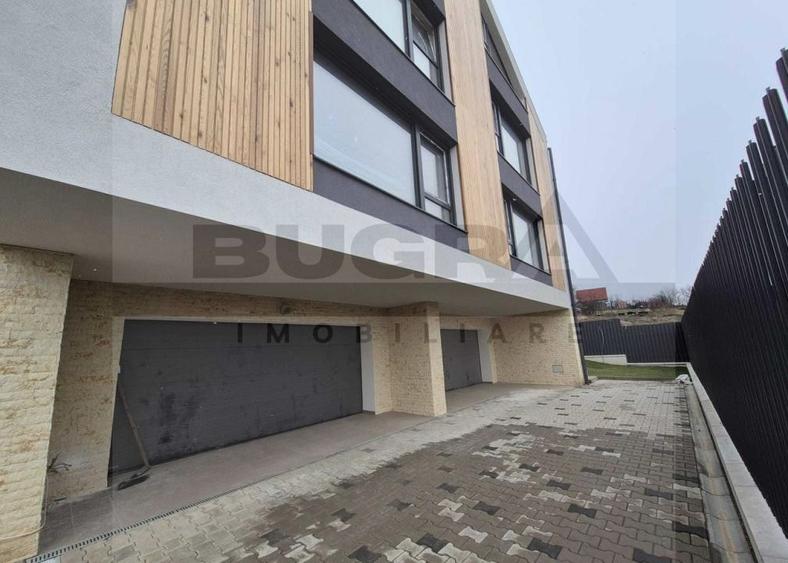 Duplex cu 4 camere, 180 mp+ 120 mp teren, garaj, zona Garii