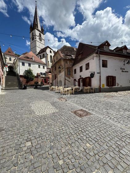 Apartament 3 camere , ultracentral, Sibiu, Regim Hotelier, 60 mp utili