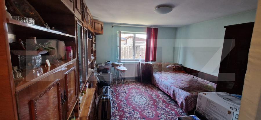 Casă cu teren generos de 872 mp, zona linistita - Craiova, Romanesti