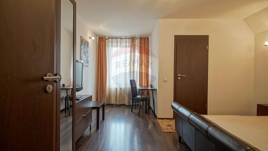 Hotel/ Pensiune in Brasov cu 14 camere-ideal pentru investitie