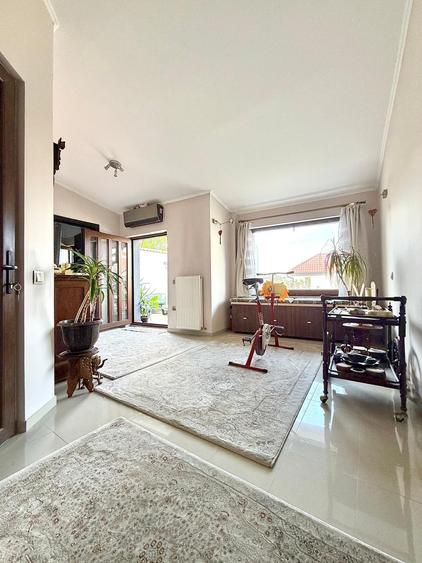 Casa Radio / Cismigiu / Vila cu curte / 4-5 Camere / Parcare