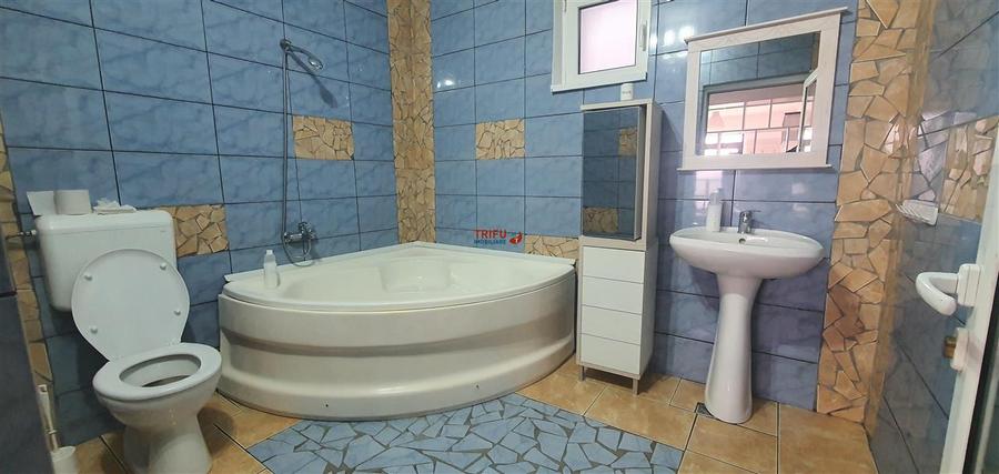 Casă 4 camere cu atelier zona Tolstoi 1200 mp teren