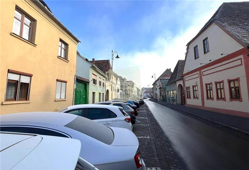 Apartament etajul 1 la casa cu 2 camere in zona Centrala din Sibiu - 9