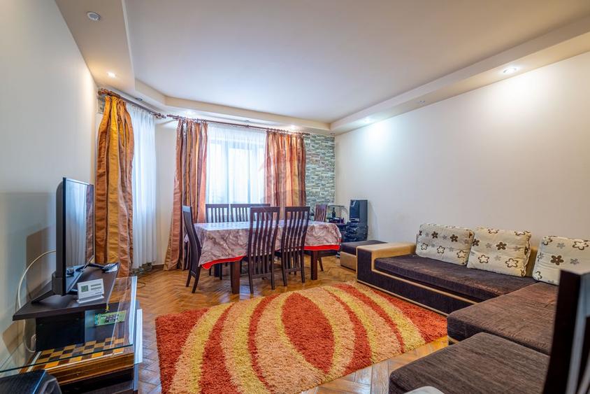Vila cu 6 camere de vânzare în Predeal
