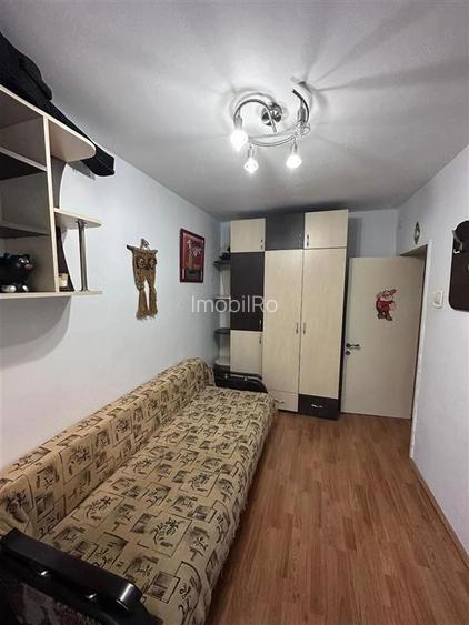 Apartament 3 camere Podu Ros - 2