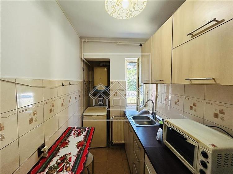 Ap modern, cu 2 camere, Zona Cedonia