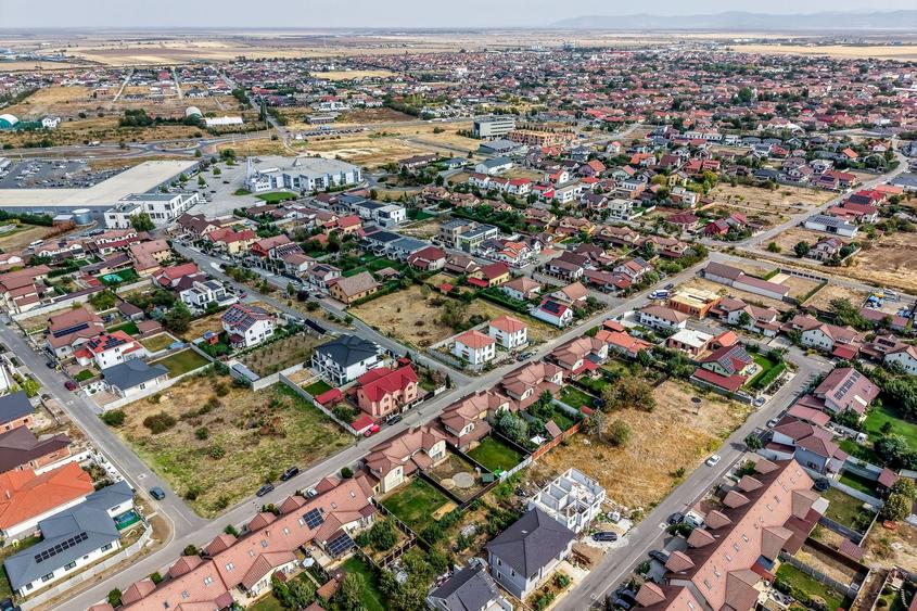 Teren de vânzare | Via Carmina | Str. Cassia