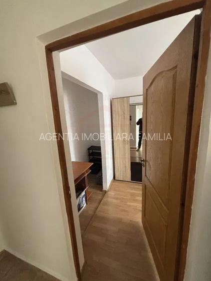 Vanzare apartament cu 3 camere, Ultracentral, pret 83.000 EURO, sup.68 - 6