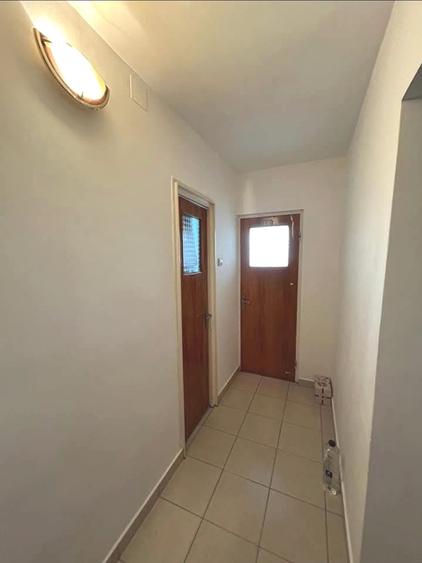 2 camere 64 mp metrou 1 Decembrie