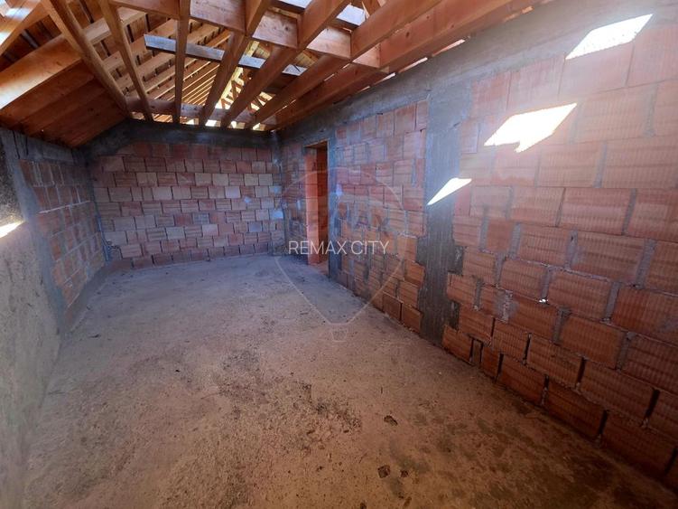 Casă / Vilă cu 5 camere de vânzare - 5