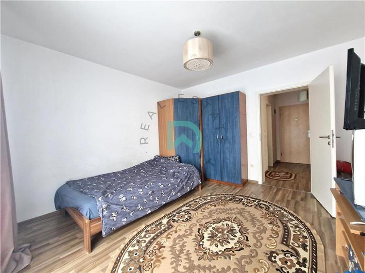 Apartament 2 camere, parcare, Coresi, Tractorul