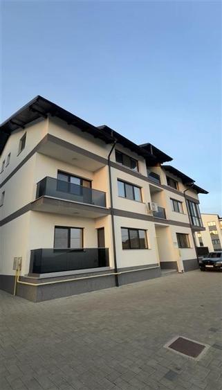 Apartament de vanzare - La Stejari