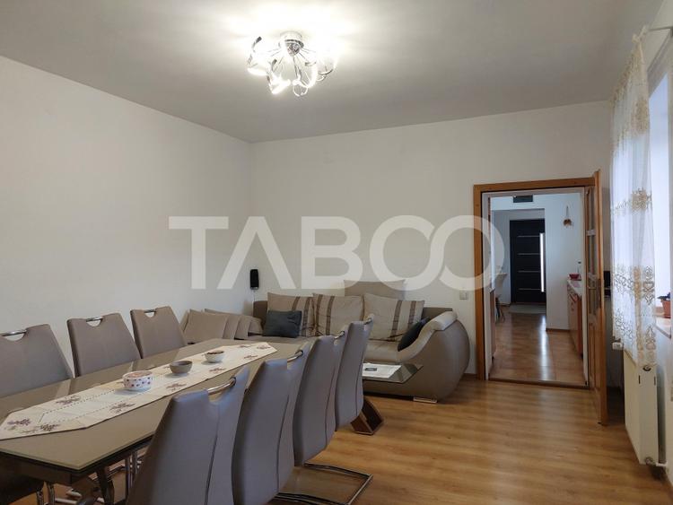 Casa 109 mp 4 camere pivnita terasa loc parcare curte comuna Cisnadie