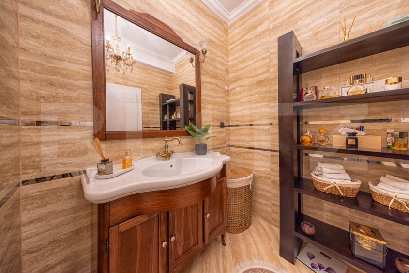 Casa într-un cartier privat al Brașovului