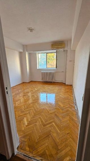 DiIRECT PROPRIETAR 4 camere 13 Septembrie-Casa Poporului CATEDRALA NEAMULUI