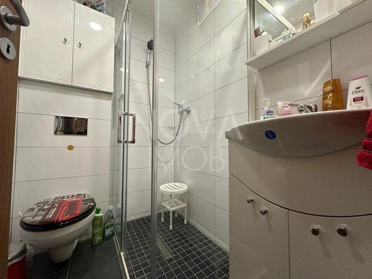 Apartament 3 camere mobilat-utilat - Str. Semaforului