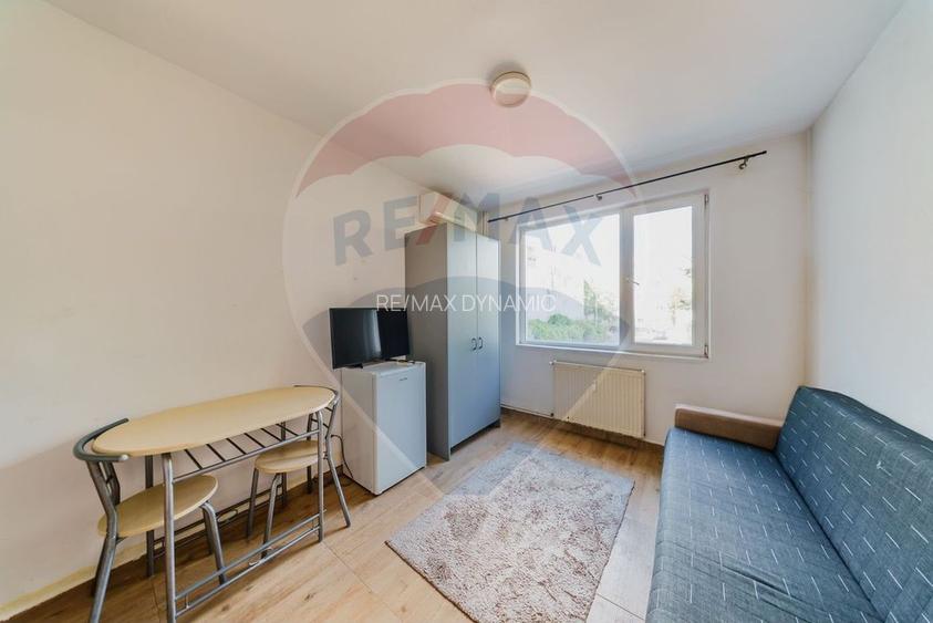 Garsoniera de vanzare in Confectii - etaj 1 - 4