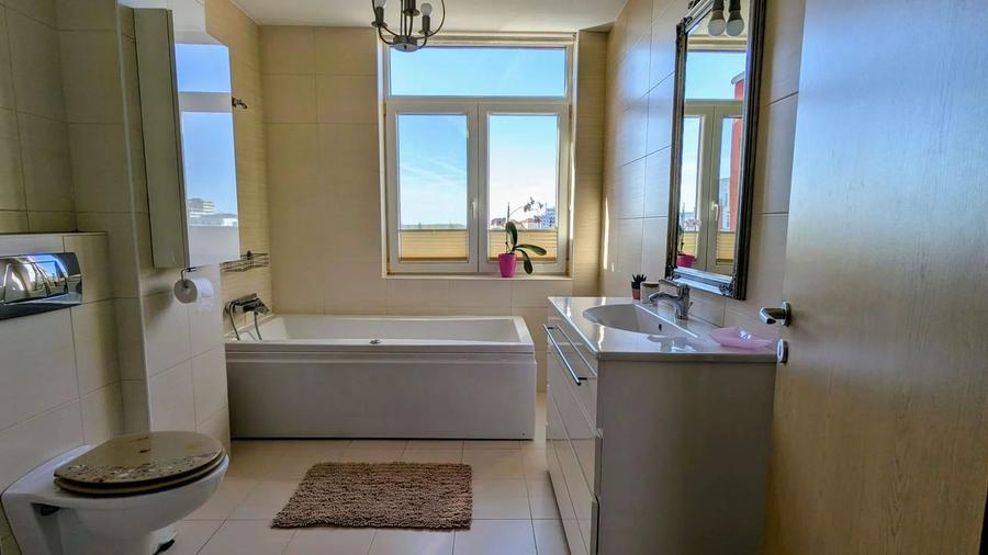 Penthouse 3 camere, Zona Aradului, Mobilat si Utilat + Boxa, Singur pe nivel