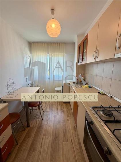 Apartament 2 camere, 2 balcoane, in Ploiesti, zona Catedrala