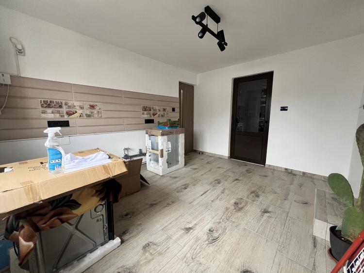 Casa individuala, 200 mp, 2 parcari, ideal pentru gradinita/investitie