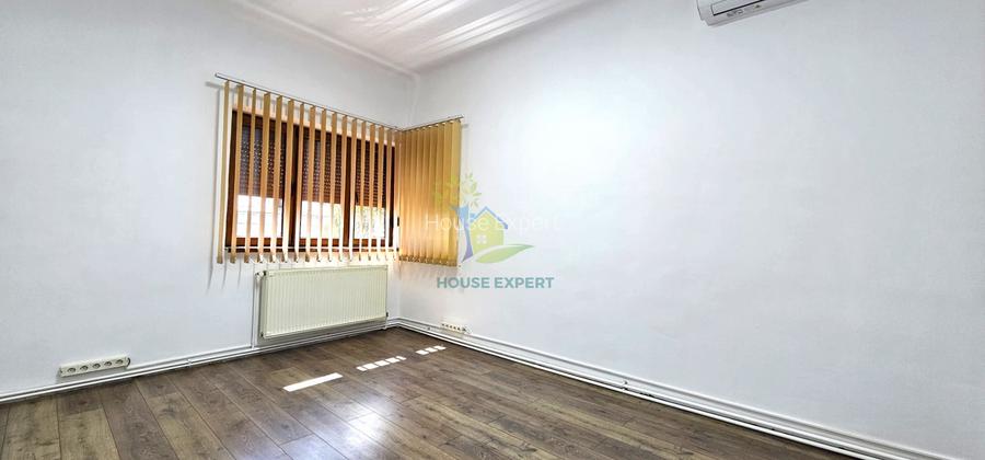Apartament in vila, 4 camere, nemobilat, zona Hala Traian/Calarasilor - 14