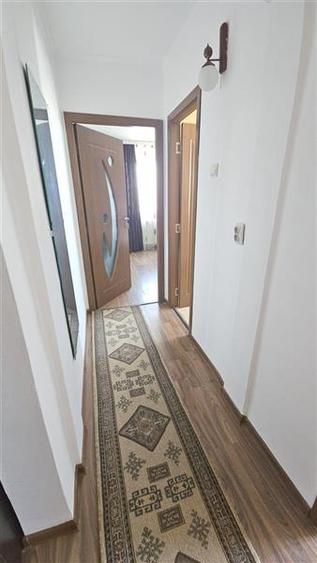 Apartament 3 decomandate, mobilat, zona Tic Tac